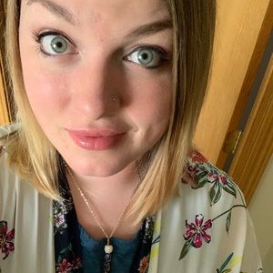 Meet your Posher, Katelyn